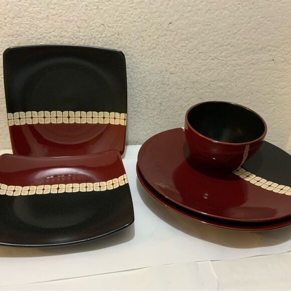 5 pieces Pfaltzgraff Eastside Collection diner  11” salad 9" plates & 24… - Picture 1 of 11